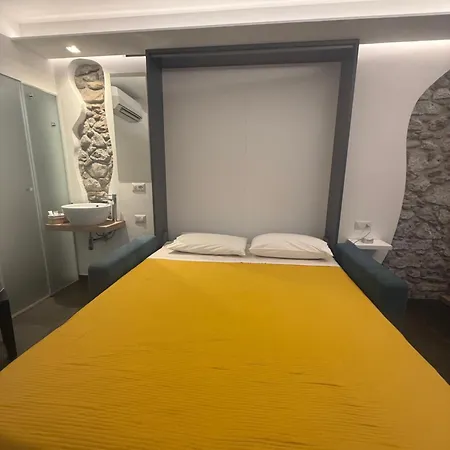 Alley House Guest house 4*